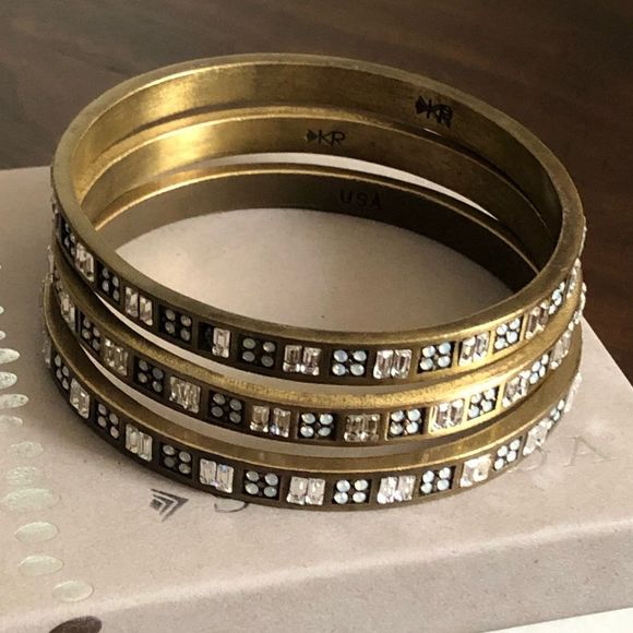 SILPADA Modern MAVEN Swarovski Crystal Accented Brass Bangle NIB - Picture 10 of 13